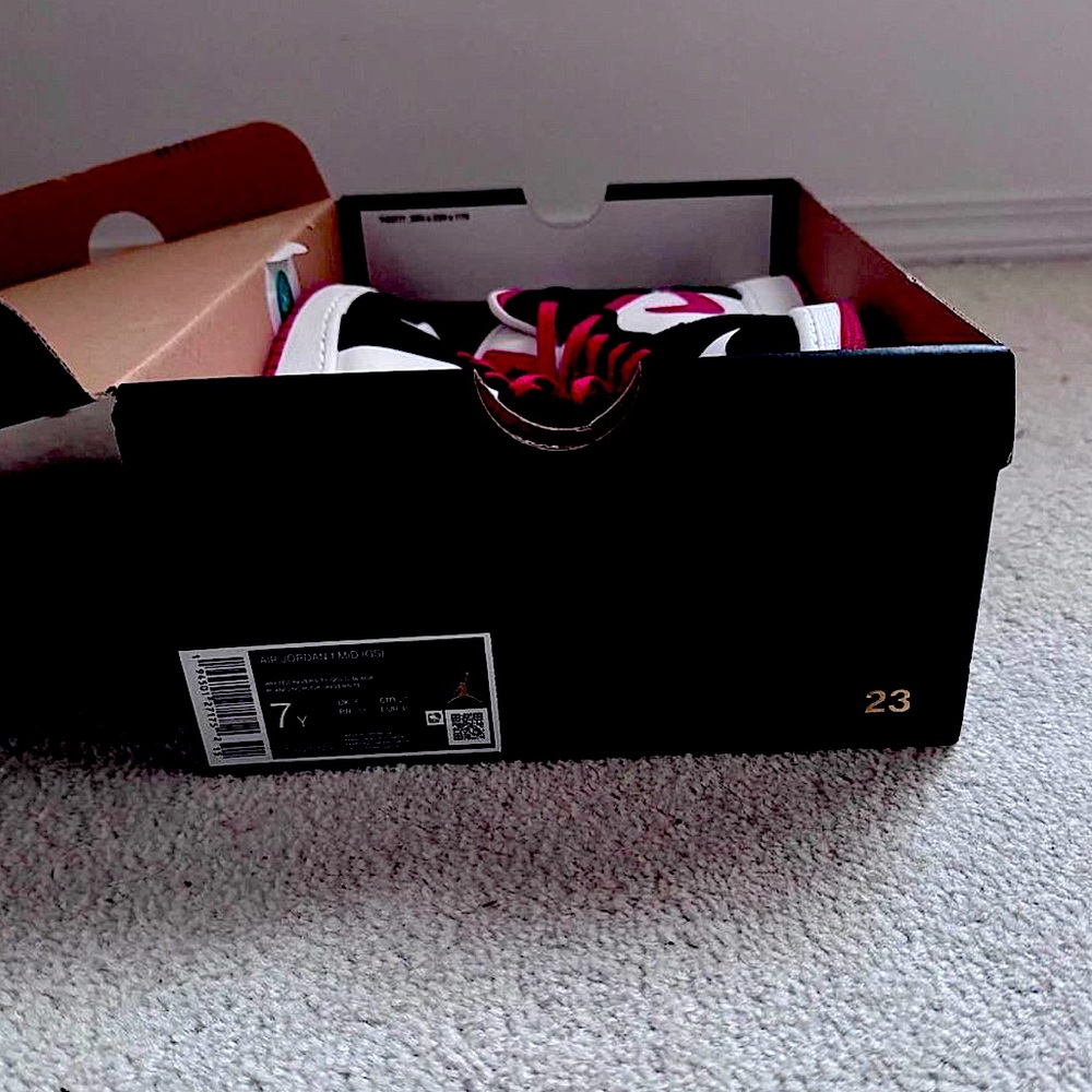 BRAND NEW JORDANS